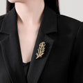 Luxury Individuality Elegant Feather Brooch Women Zircon Lapel Pin Ladies Bling CZ Breastpin Wedding Birthday Gift Party Jewelry