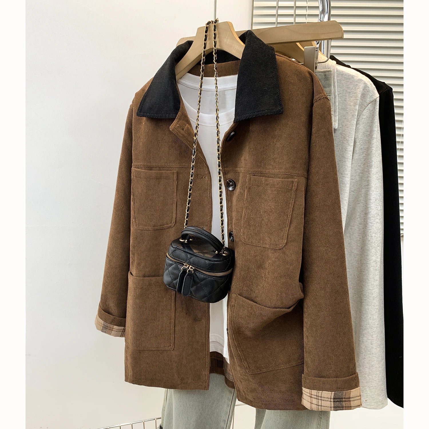 Boutique Wholesale 2025 Autumn New Fashionable Retro Corduroy Medium Long Style Temperament Women's Jacket