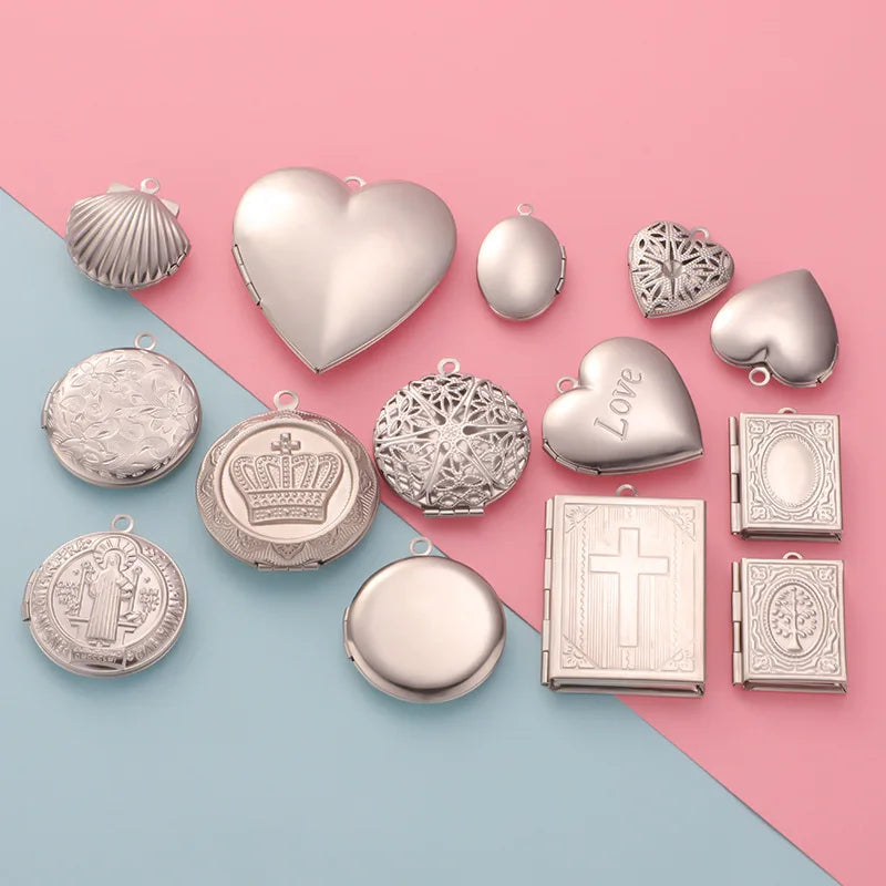 Popular Design Heart Round Stainless Steel Retro Pattern Necklace Hollow Lockets Charms for DIY Jewelry Making
