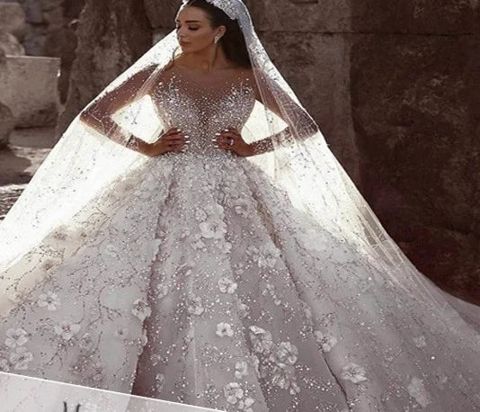 New Fashion Luxury Beaded Lace Hand-embroidered High-quality Large Trailing Temperament Wedding Dress