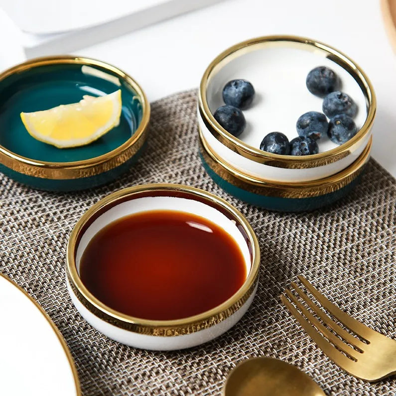 Ceramic Round Shape Gold Rim Condiment Dishes Soy Sauce Dipping Bowls Appetizer Plates Seasoning Snack Dish