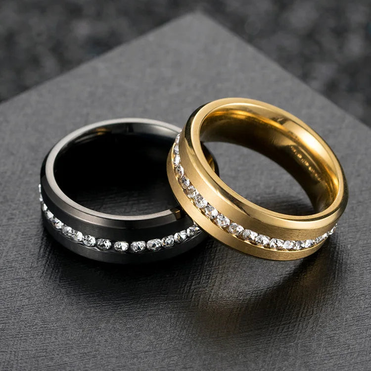 Fashion Couple Rings Charm White Rhinestones Men Women Rings Trendy Men Stainless Steel Zircon Crystal Ring Wedding Band Jewelry