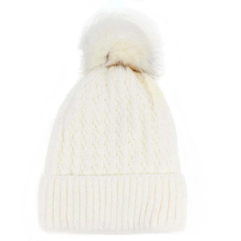 Wholesale Custom Knitted Beanie Warm Fleece Lining Unisex Cap Cable Beach Travel Business Image Winter Hat