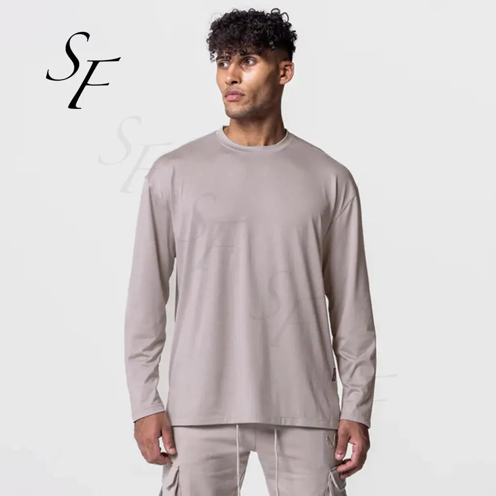 Custom Oversized Durable Training Apparel Lightweight Performance Fabric Sweat-wicking and Reflective logo Details Men's T-shirt