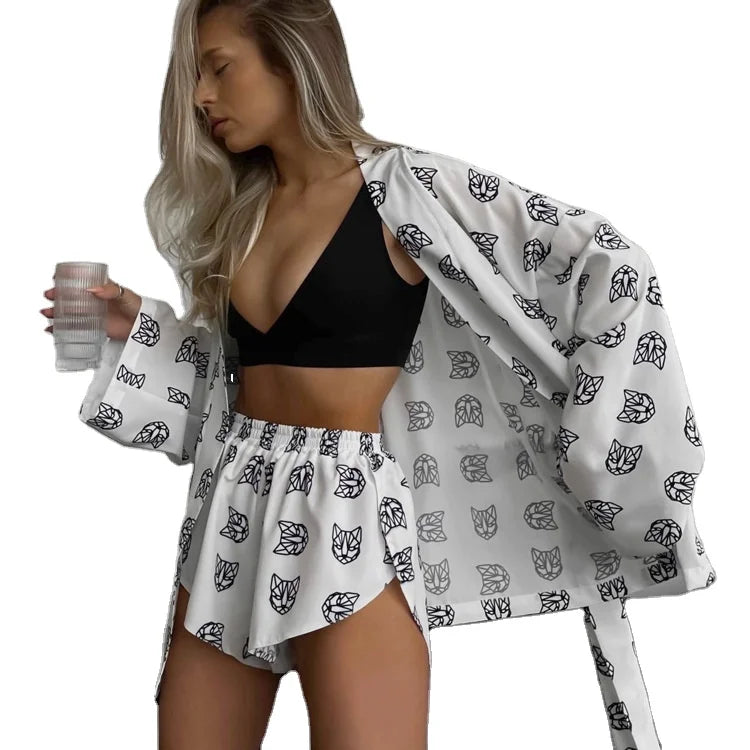 Custom Print Ladies Pajamas Sets Loose Sleepwear for Women Fashion Soft Texture Breathable and Comfortable Women Pajamas Set