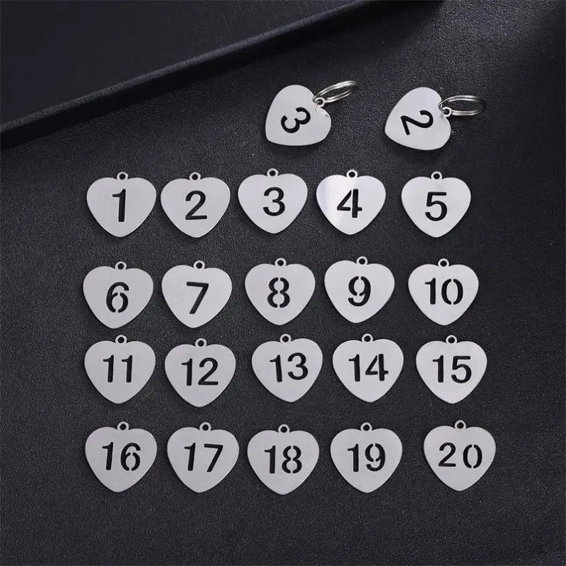 Promotion Custom Logo Diameter 23mm Hollowed Heart Number ID Tags 1 to 20 Number Tag Metal Key Chains Label ID Numbered KeyRing