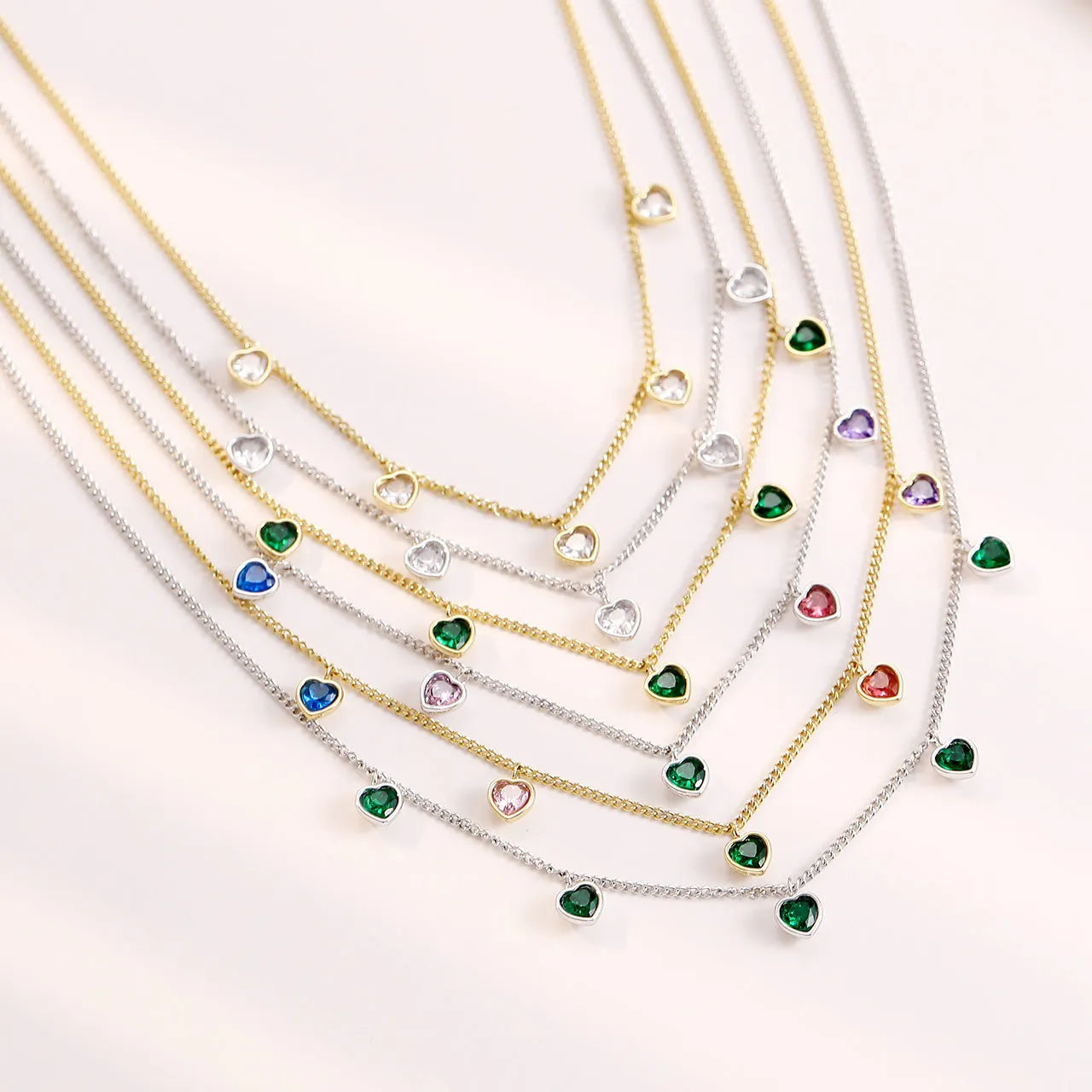 New Fashion Unique Design Lasting Stainless Steel Chain Heart Multicolour CZ Simple Style Choker Collarbone Necklace Women B-562