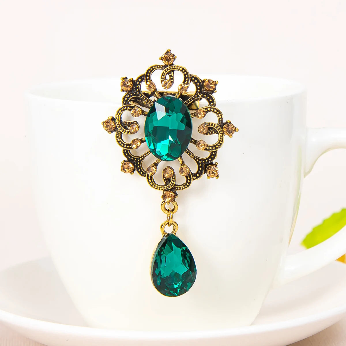 Statement Colorful Diamond Glass Flower Brooch Sparkling Rhinestone Water Drop Brooch Women