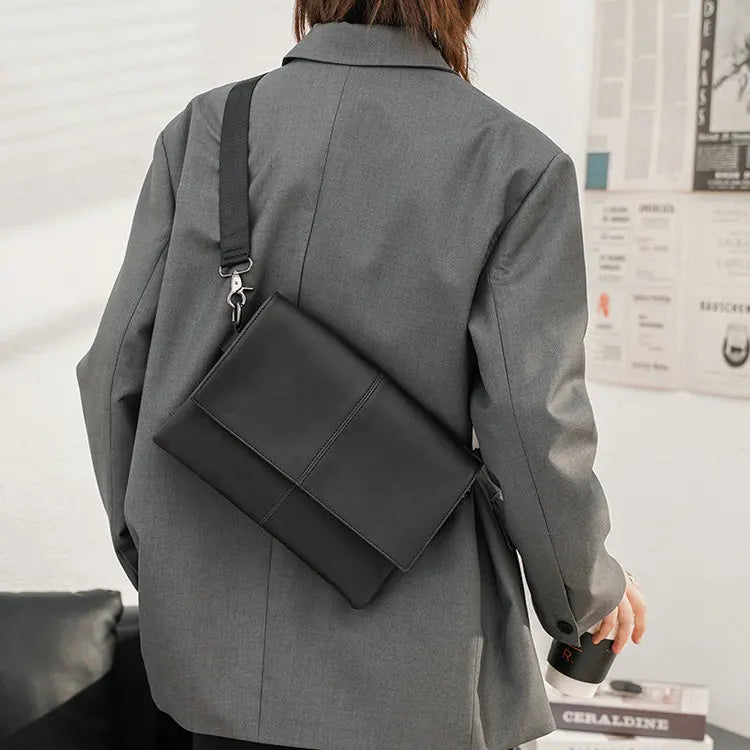Wholesale  Custom 2024 Pu Leather Sport Side Handbags Chest Sling Crossbody Luggage Travel Shoulder Messenger Bag for Men Women