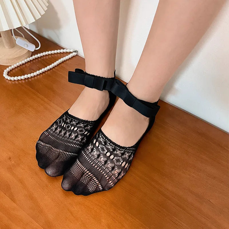 Wholesale Luxury Girl Short Socks with Bow Tie Anti-Slip Boat Socks Lolita Thin Lace for Autumn Daily Use