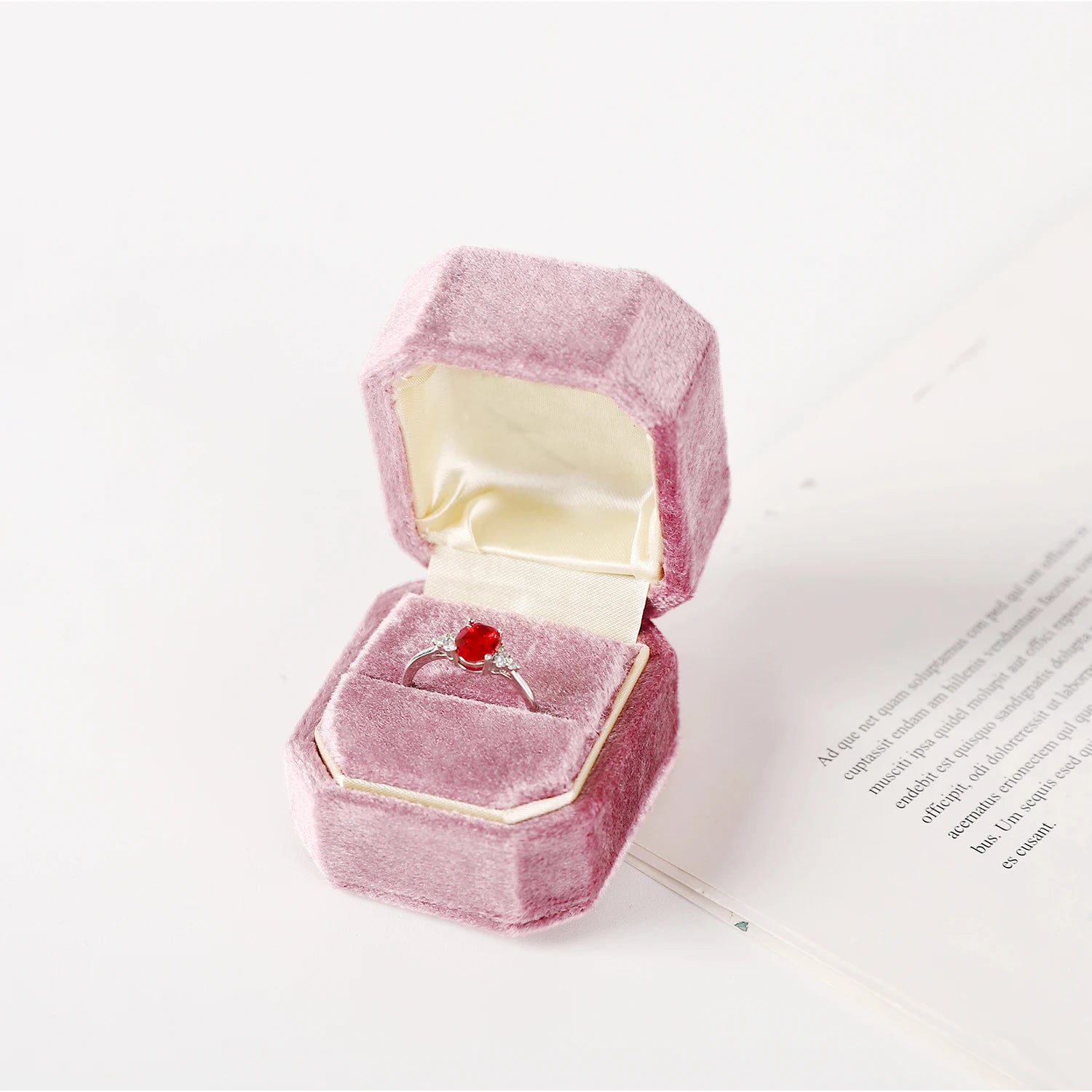 Wholesale Custom Logo Velvet Jewelry Box Low Moq Luxury Velvet Ring Display Box for Jewelry Packaging