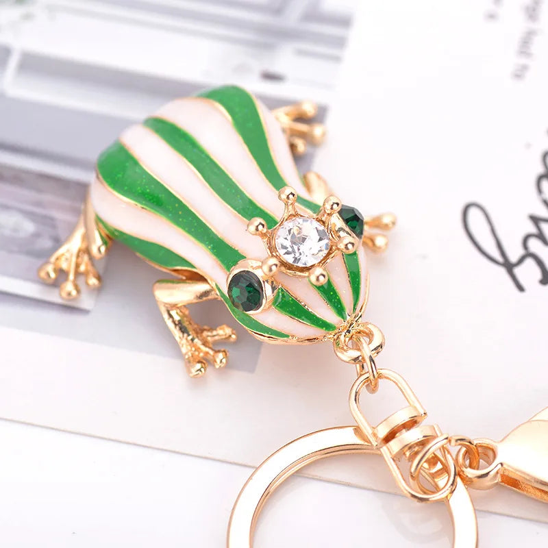 Creative Oil Drop Animals Frog Pendant Key Chain Rhinestone Crown Green Enamel Frog Keychain Bag Accessory