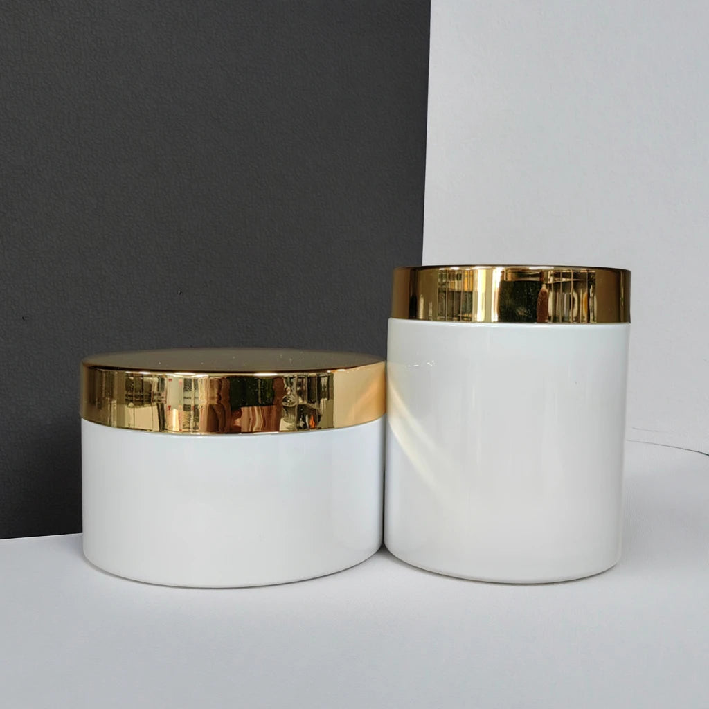 Luxury Cosmetic Containers Packaging Beauty Cute Body Butter Cream Containers White with Lids Plastic Jars with Lids