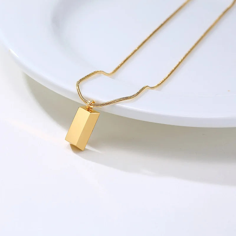 Sophisticated Mini Gold-Plated Stainless Steel Brick Pendant Necklace for Girls Engravable Daily Jewelry with Link Chain