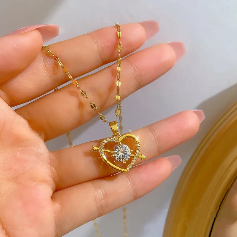 Fashion Shining 18k Gold Plated Cubic Zirconia Cz Choker Necklaces Stainless Steel Heart Pendant Necklace for Women