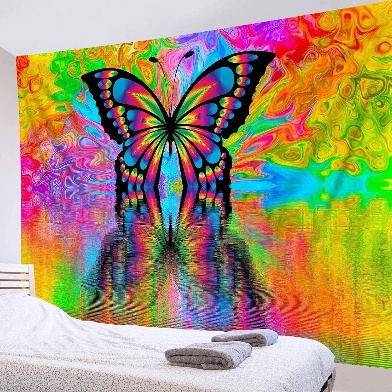 Wall Hanging Polyester Butterflies and Moths Tapestry Black and White Flower Tapestry