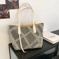 Women Canvas Clutch Large Tassel Zipper Closure Fashion Handbag Letter Decoration Graffiti Pattern Customizable Logo Daily Use