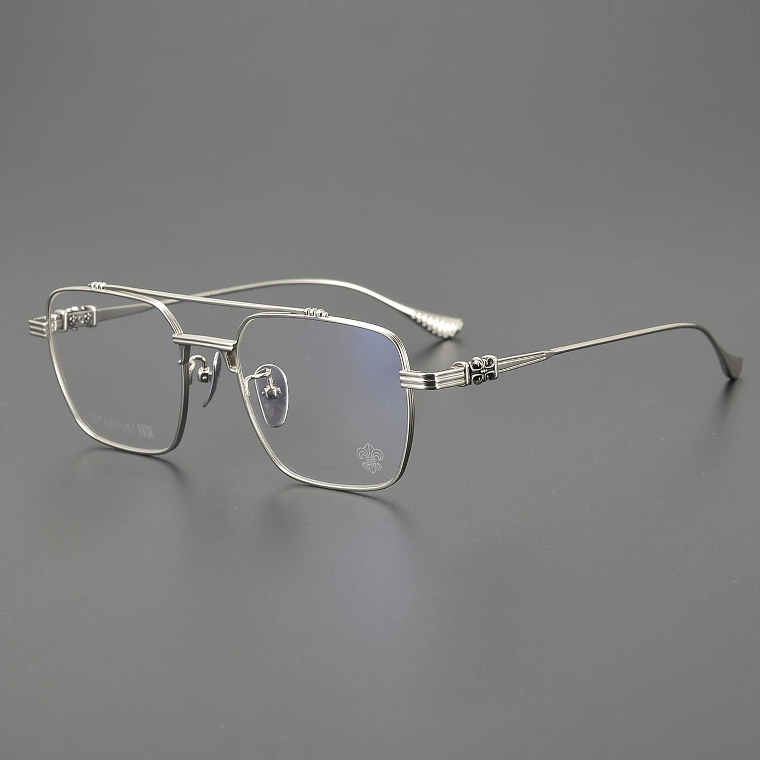 CH8039 Custom Luxury Men Glasses Manufacturer Good Quality Pure Titanium Pilot Ultra Light for Women Rectangle Styles Reading