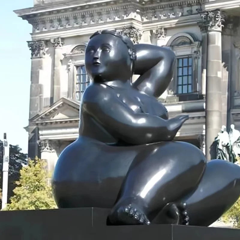 Popular Large Size Customizable Gold-Plated Casting Fernando Botero Public Art City Bronze Woman Sculpture