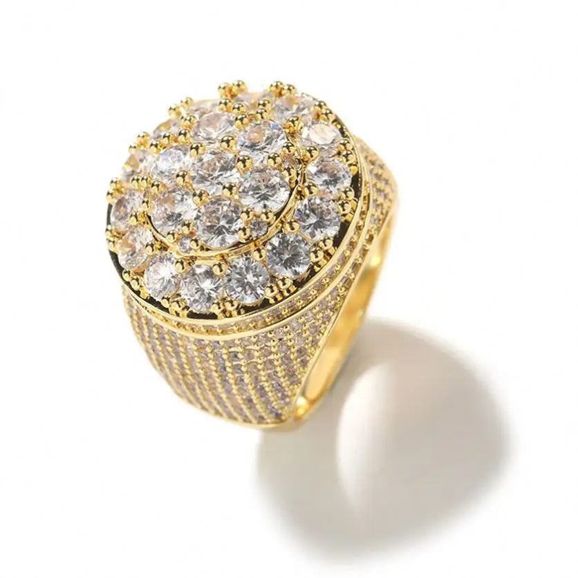 Factory Price Fashion Jewelry Hip-Hop Copper Ring Zircon 18K Gold Plated Glisten Cluster Design Cocktail Ring for Unisex