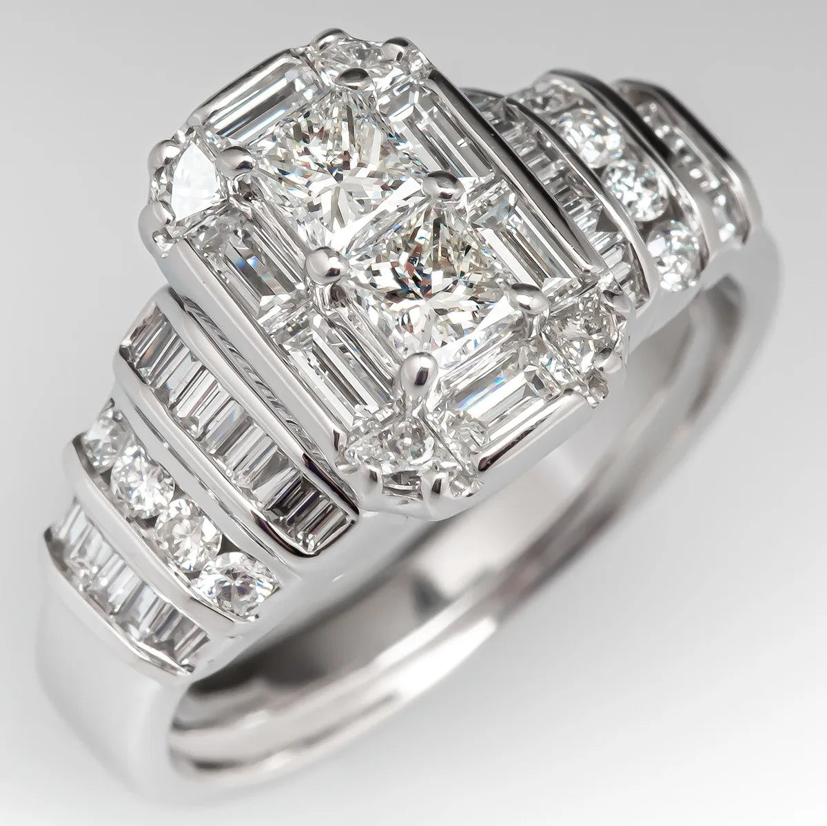 Huitan 2025 New Beautiful Anillos Radiant Cut Crystal Clear Rings Advanced Custom Rings Women Office Silver Wedding Rings Pure
