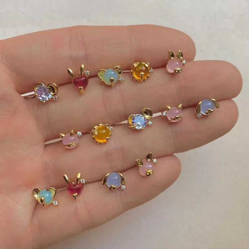 Europe and the United States Hot Ins Wind Small Animal Head Cute Party Earrings Crystal Rhinestone Copper Fine Stud Design