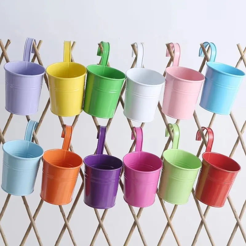 P59 Detachable Metal Iron Plant Pot Holders for Garden Fence Railing & Balcony Hanging Bucket Planters & Flower Pots & Planter