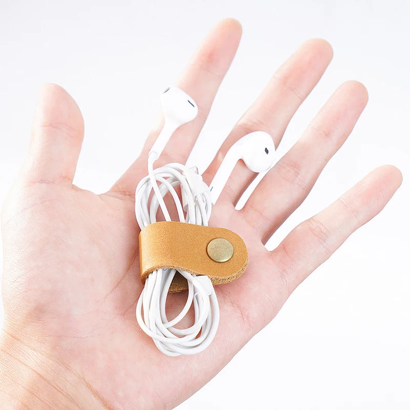 Crazy Horse Genuine Leather Earphones Winder Keeper Earbuds Organizer Portable USB Cable Holder