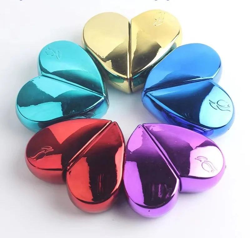 Customized 25ml Aluminum Perfume Empty Bottle Eye-Catching Mini Cosmetic Container with Unique Love Design for Lotions Lipsticks