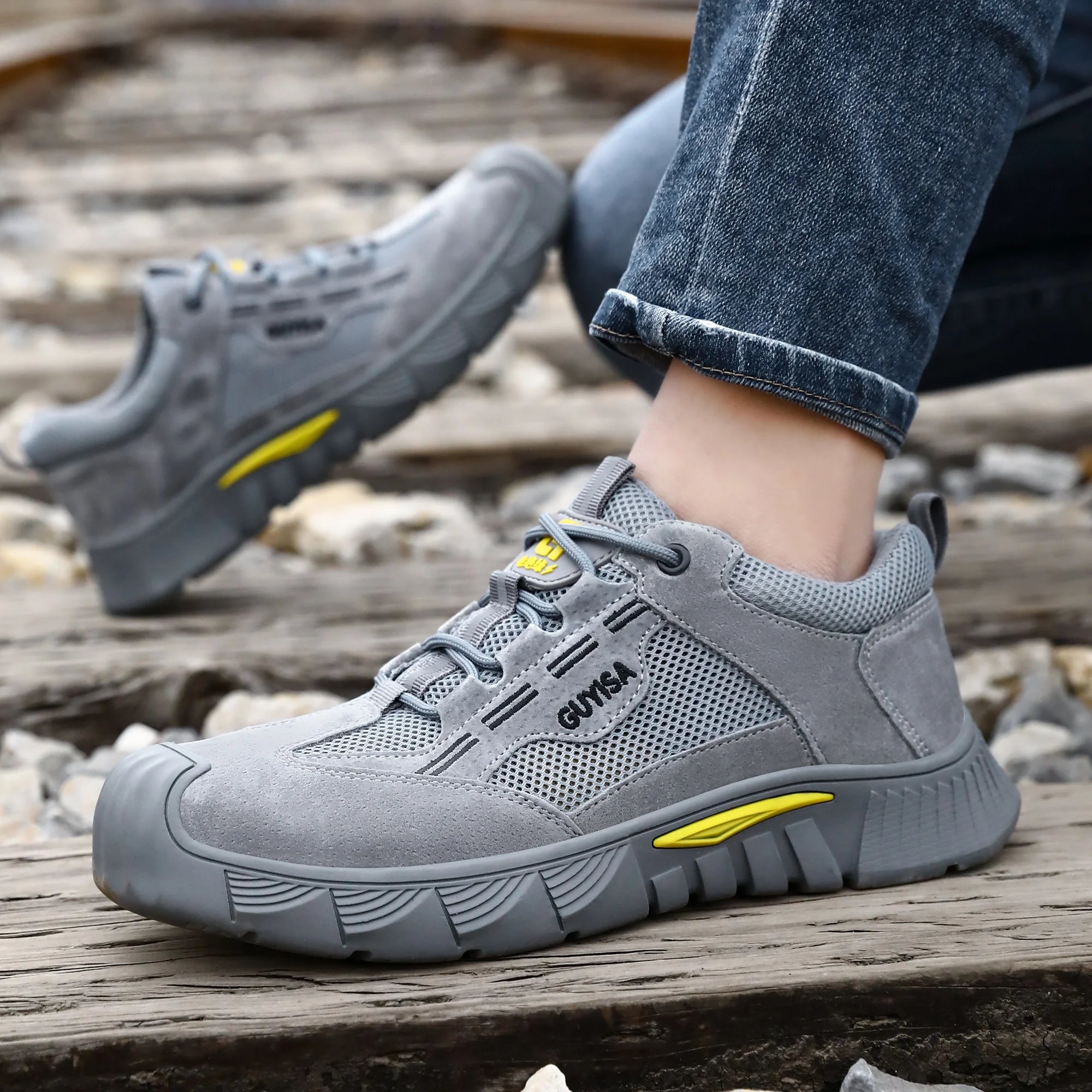 GUYISA Summer Safety Shoes Construction Site Insulation 10KV Safety Shoes for Men