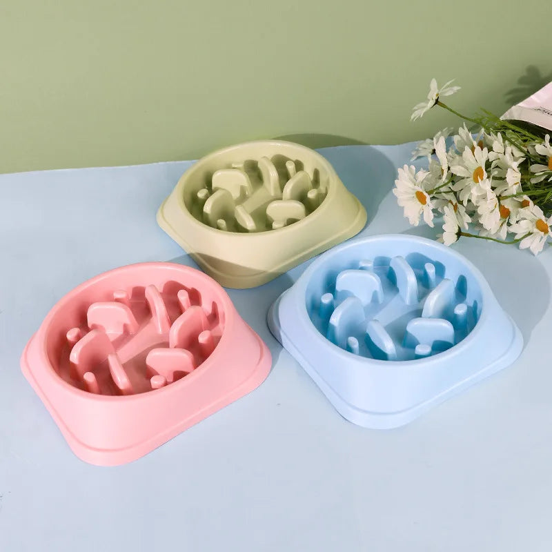 Anti-spill Eco-friendly LOW MOQ Anti Slip Multi-color Portable Slow Feeder Dog Bowl Plastic Pet Dog Food Bowl