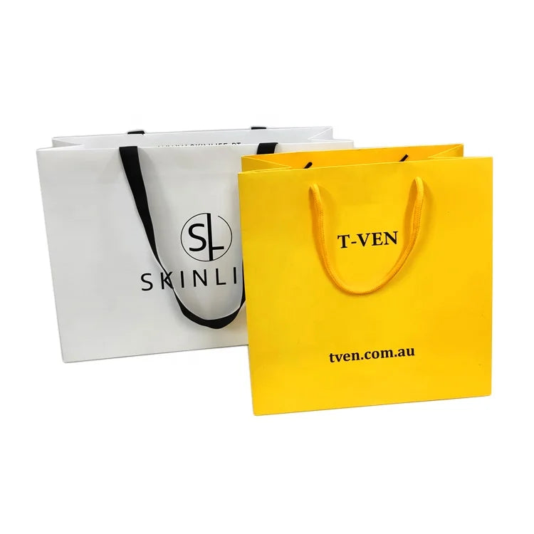 Guangdong Luxury Custom Design Paper Tote Bag for Business Use-Shopping Gift Garment Packaging for Clothing and Shoes