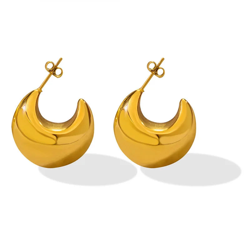 Hypoallergenic Jewelry High Polish Stainless Steel Hollow CC Earrings 18K Gold Plated Titanium Steel Moon Stud Earring YF3367