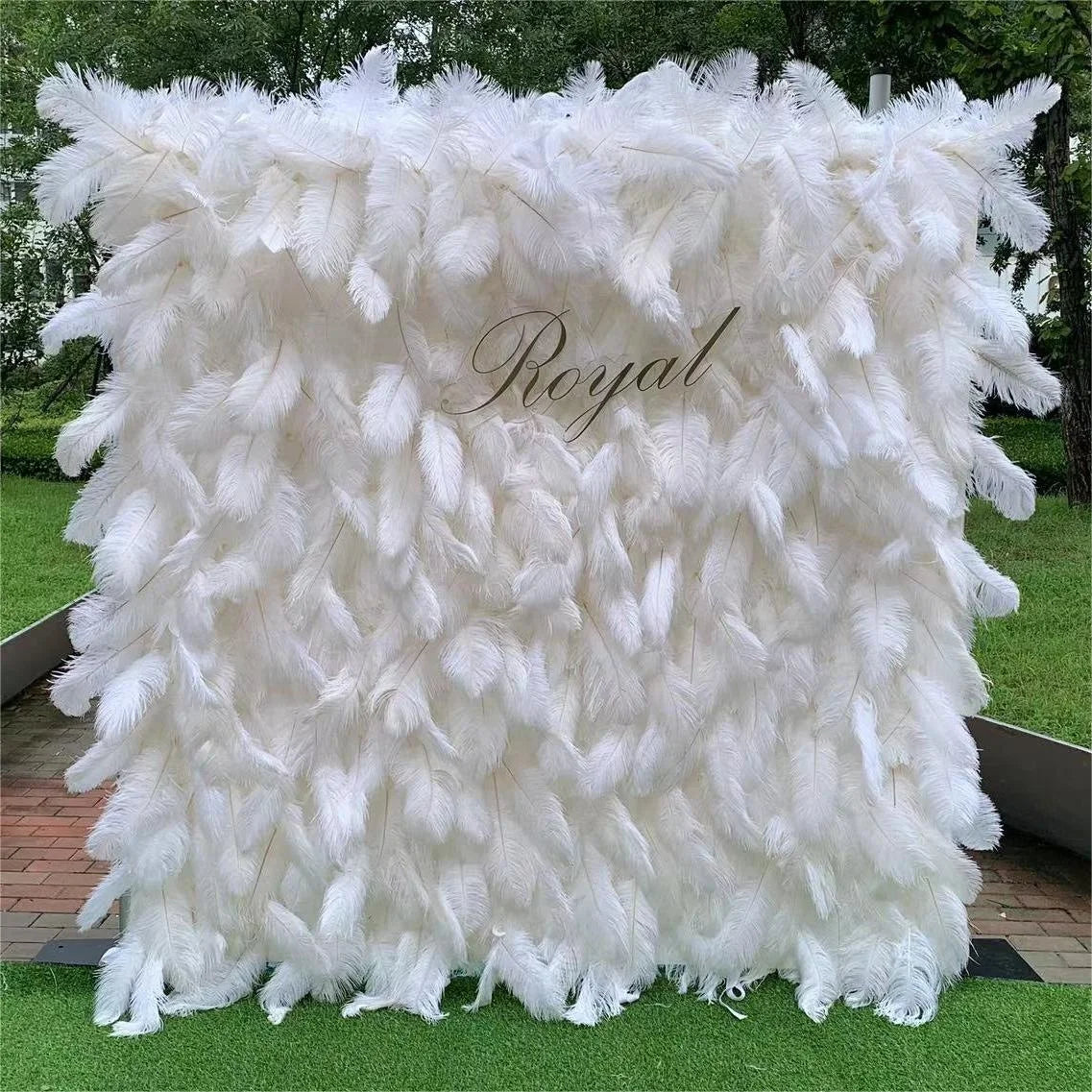 Customized 3D Effect Roll up Feather Wall Artificial Flower Wall Backdrop for Wedding Party Decor
