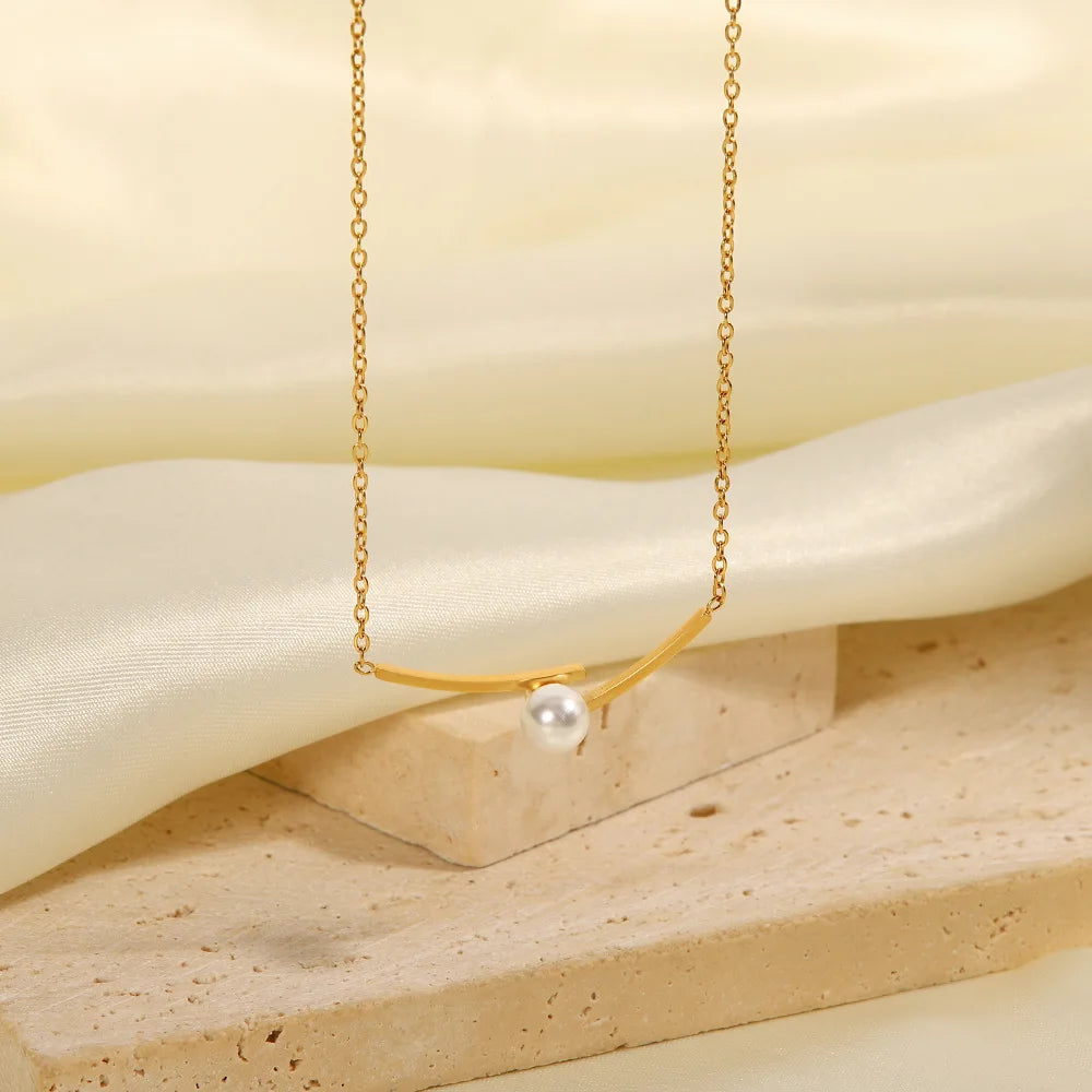 New Fashion Simple Clavicle Chain Lightweight Unique Cross Pearl Stainless Steel Necklace  for Woman
