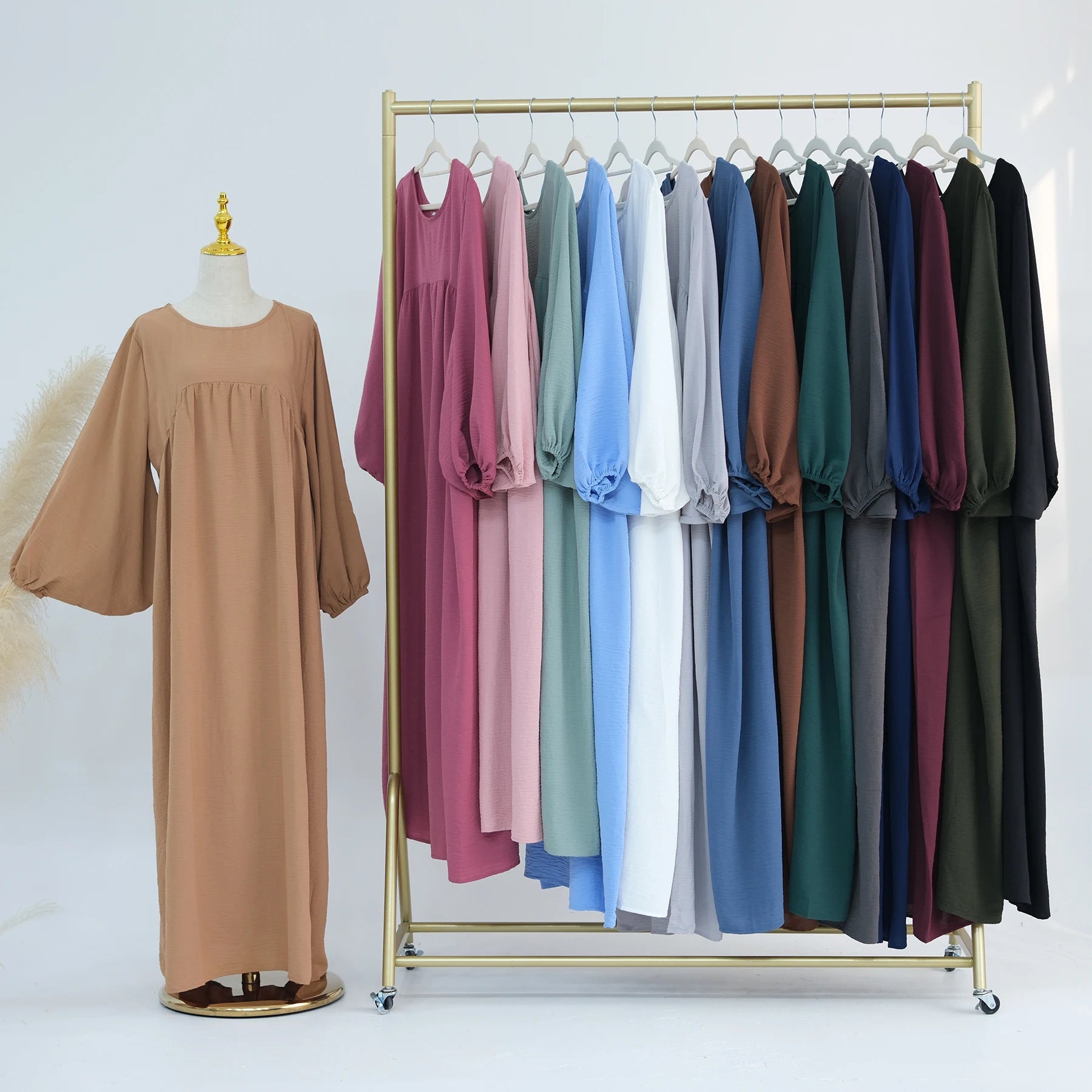 Loriya Wholesale Islamic Clothing Dresses Women Solid Color Modest Dress Butterfly Sleeve Abaya Designs Abaya Women Muslim Dress