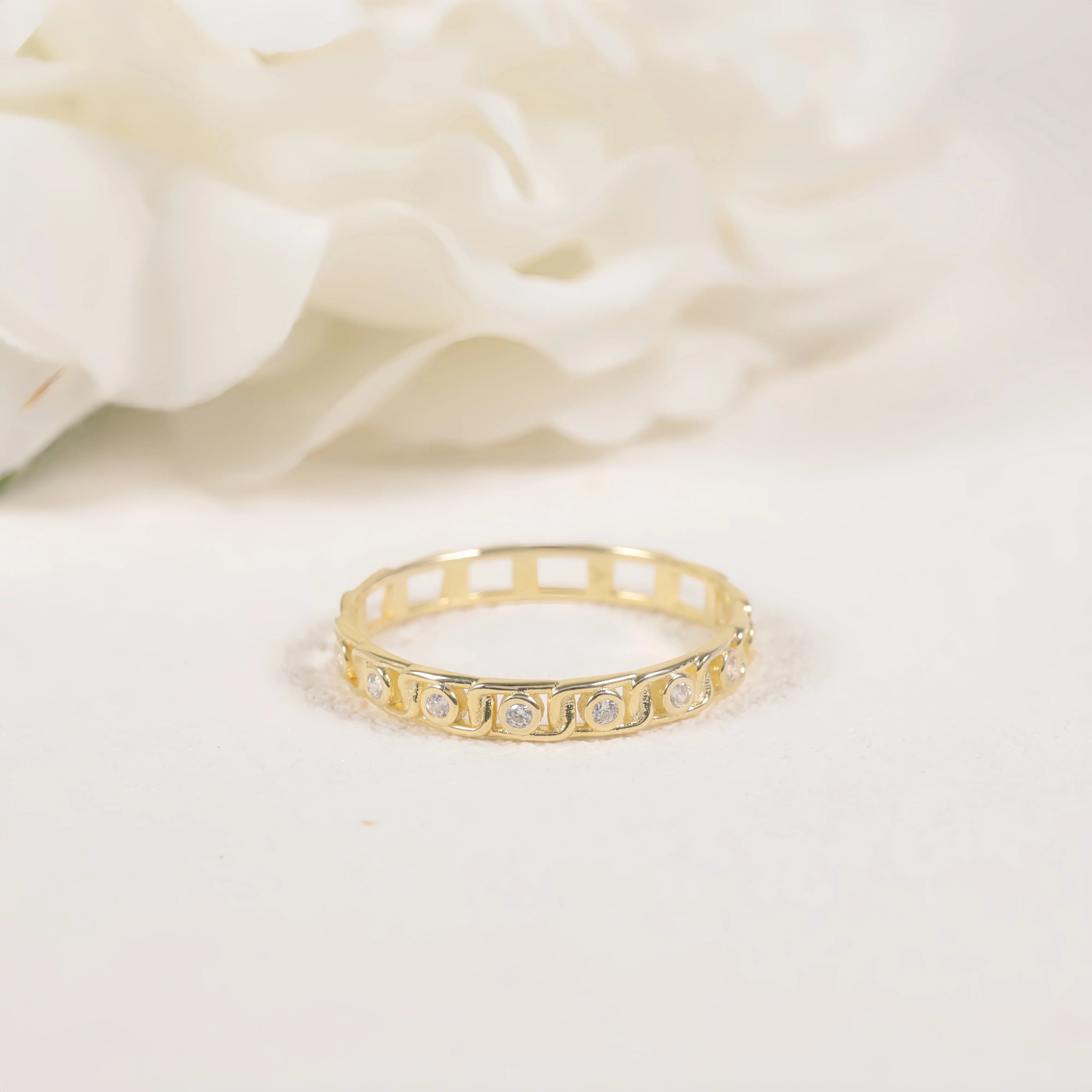 Bezel Setting Interwoven Hollow Chain Ring Interlaced Square Buckle Promise Lab Created Diamond Ring for Valentine's Day Gift