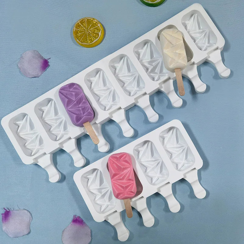 1pc 8 Ice Cream Moulds Lattice Shape DIY Silicone Ice Cream Mold Popsicle Maker White Eco-Friendly Oven Microwave Safe Wooden
