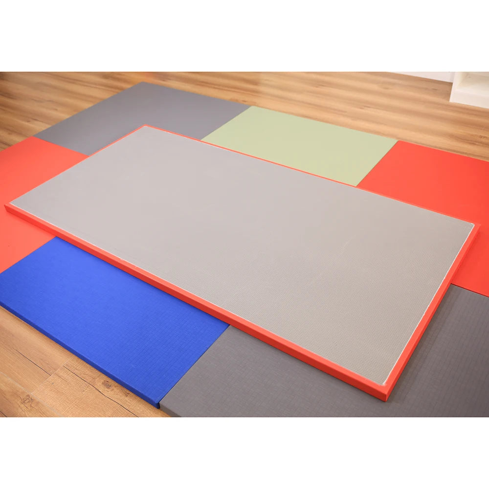 LinyiQueen Crash MMA Judo Tatami Mats International Standard Judo Crash Mat for Martial Arts Studios