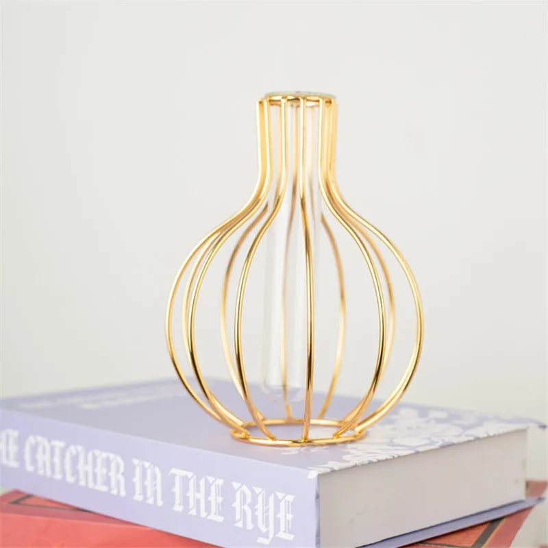 Hot Selling Creative Home Decoration Geometric Glass Flower Vase Metal Holder Crystal Clear Transparent Planter Flowers Vase