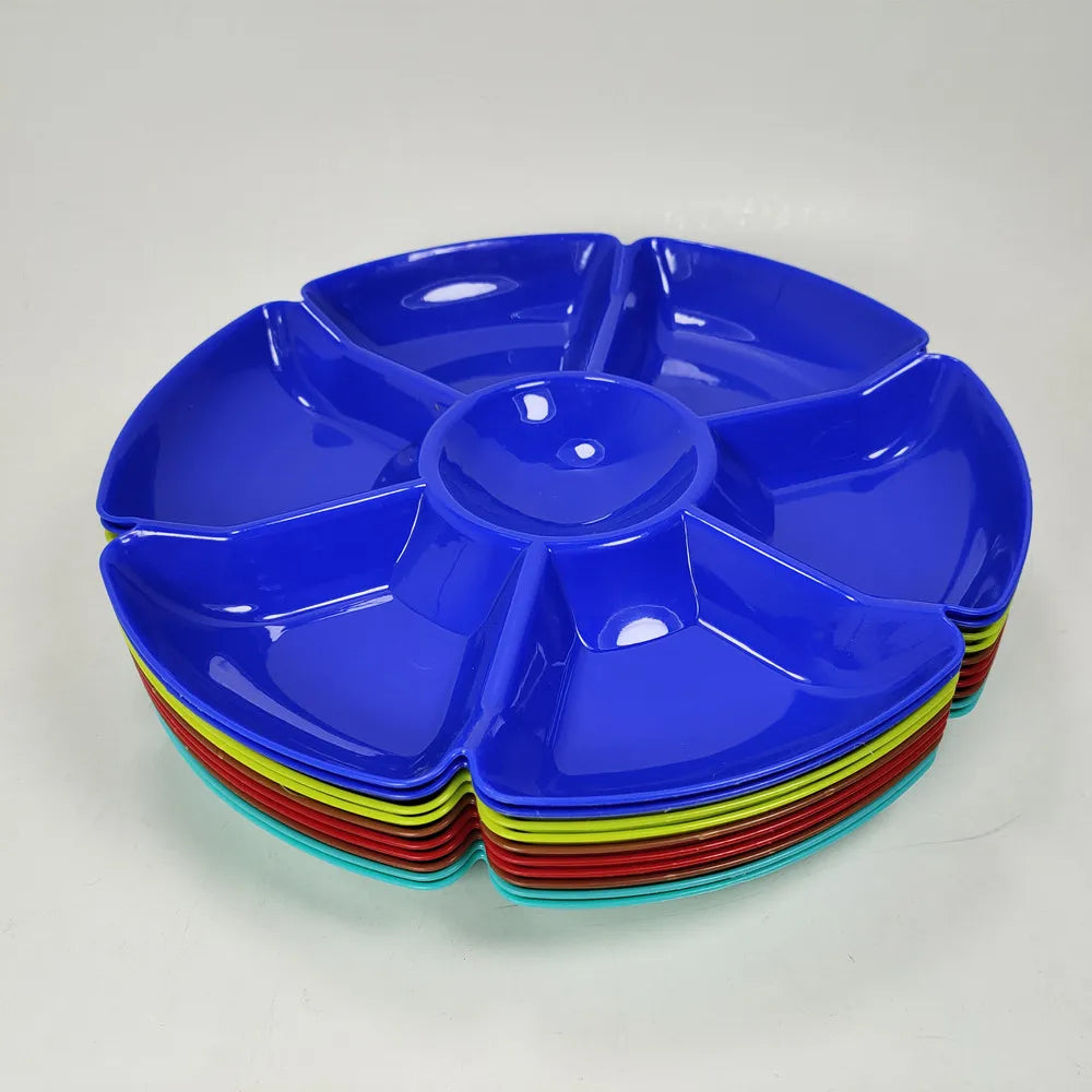 1 Pcs Eco-Friendly PP Plastic Round Divided Serving Trays with Compartments for Snacks Appetizers Dips