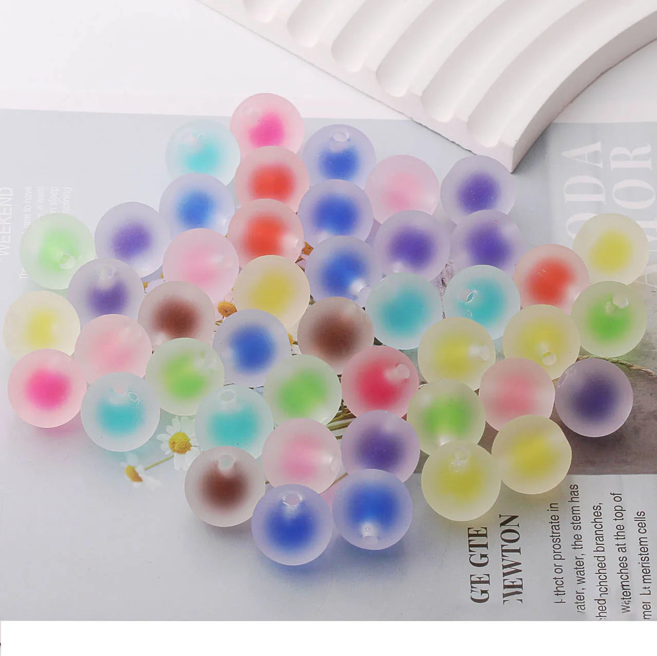 DIY White Resin Acrylic Beads 200pcs 16MM Frosted Half-Hole Frog Spawn Chunky Loose Spacer for Jewelry Making Inner Colored