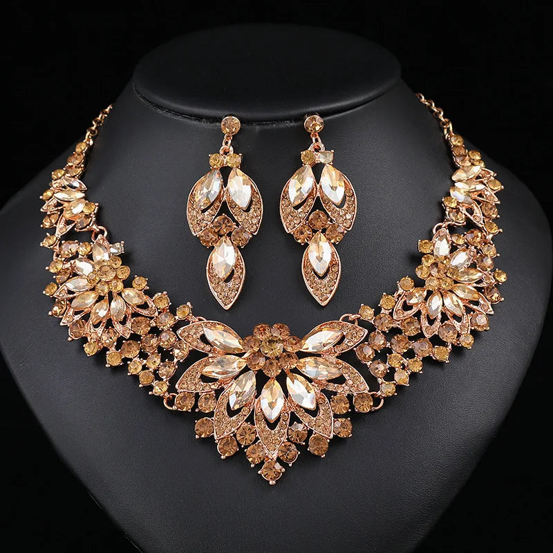2023 New Luxury Rhinestone Crystal Necklace Earrings Set Bridal Wedding Flower Shape Jewelry Sets for Party