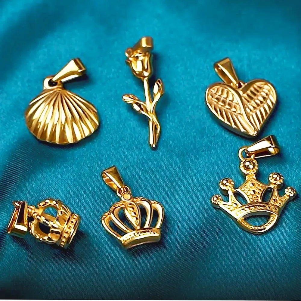 Fashion Jewelry Queen Crown Pendant 18k Gold Wing Heart Jewelry Stainless Steel Women Rose Flower Charm Sea Shell Pendant