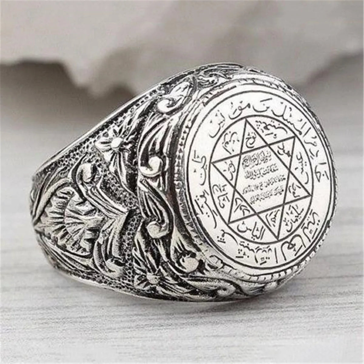 Fashion Contemporary Six-pointed Star Astronomical Figure Anniversary Ring Men's Alloy Jewelry Decoration