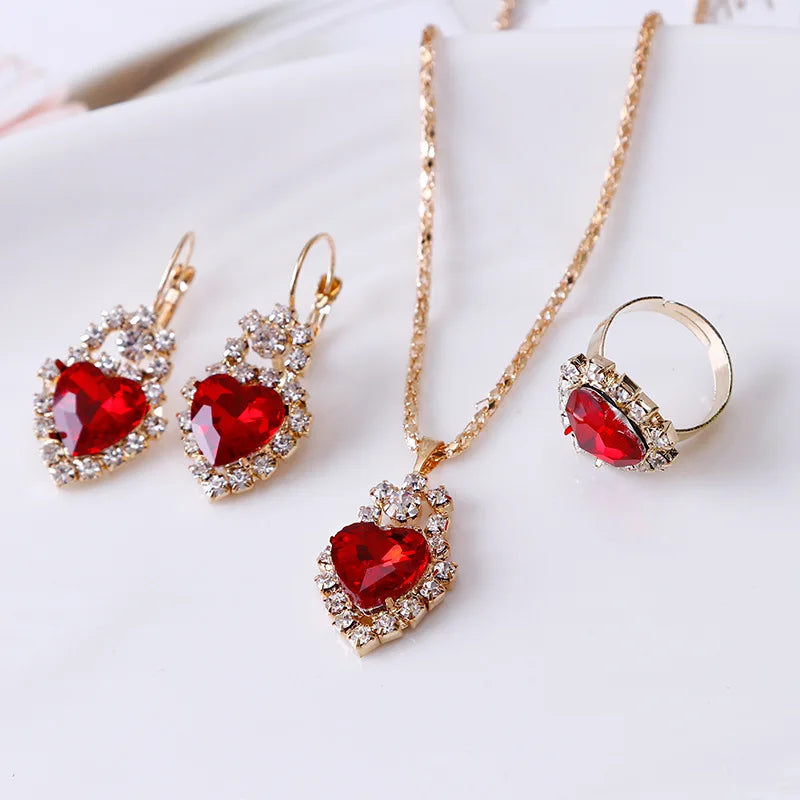 Fashion Heart Shape Crystal Pendant Clavicle Necklace Earrings Ring 3-Piece Set Wedding Bridal Jewelry Collection