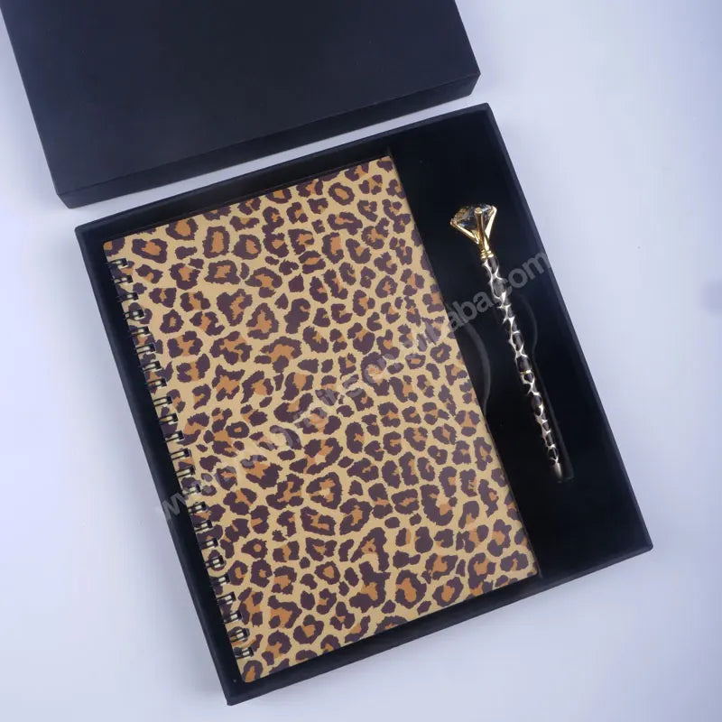 2025 Custom Creative Gift Set Leopard Print Design Diamond Pen A5 Coil Notebook for Ladies Promotional Advertising Gifts