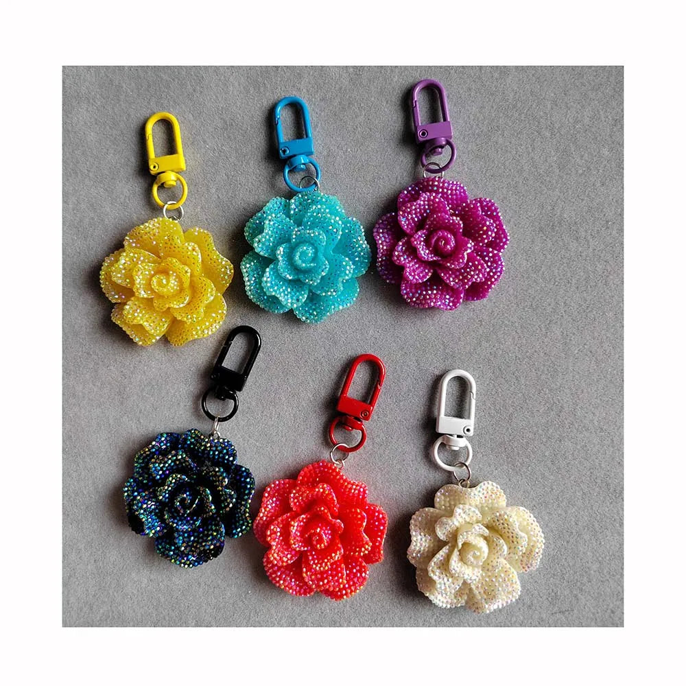 Wholesale Cute 3D Flower Figurines Metal Key Chains 100pcs Yiwu Factory Custom Keychain Key Holder Decoration
