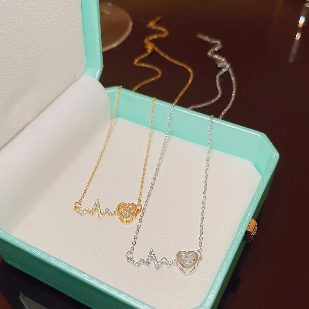 GT Fashion Jewelry No Fade Stainless Steel Micro Lightning Necklace Ladies Zircon Gold Clavicle Chain Necklace for Women
