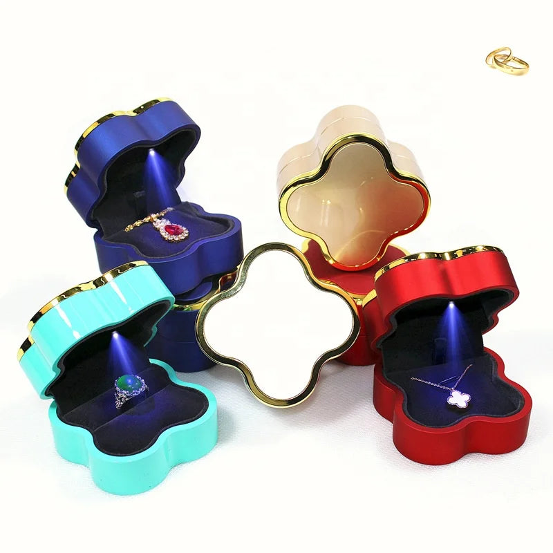 2022 LED Jewelry Box Environmentally Friendly and Durable Jewelry Packaging Boxes and Bags
